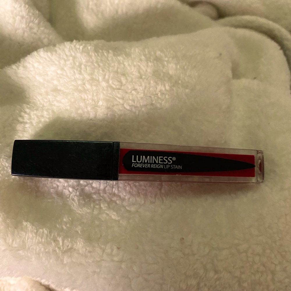 Luminess lip stain